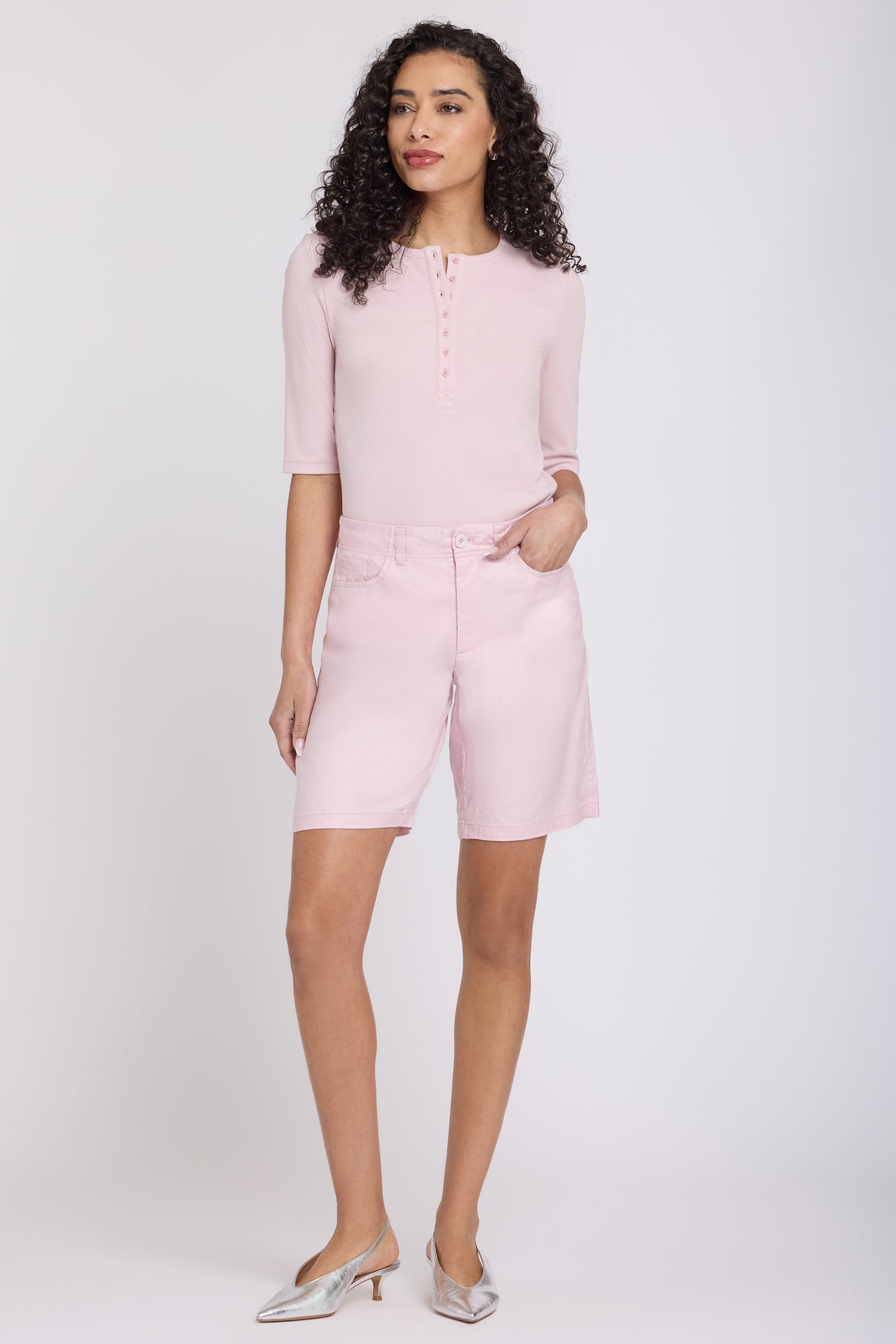 5 Pocket Bermuda Shorts In Stretch Linen - Light Lilac Purple | NYDJ