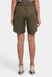 NYDJ Breezy Bermuda Shorts In Stretch Linen - Bay Leaf