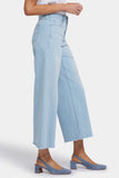 NYDJ Brodi Wide Leg Ankle Jeans In Cool Embrace® Denim With High Rise And Frayed Hems - Clear Waters