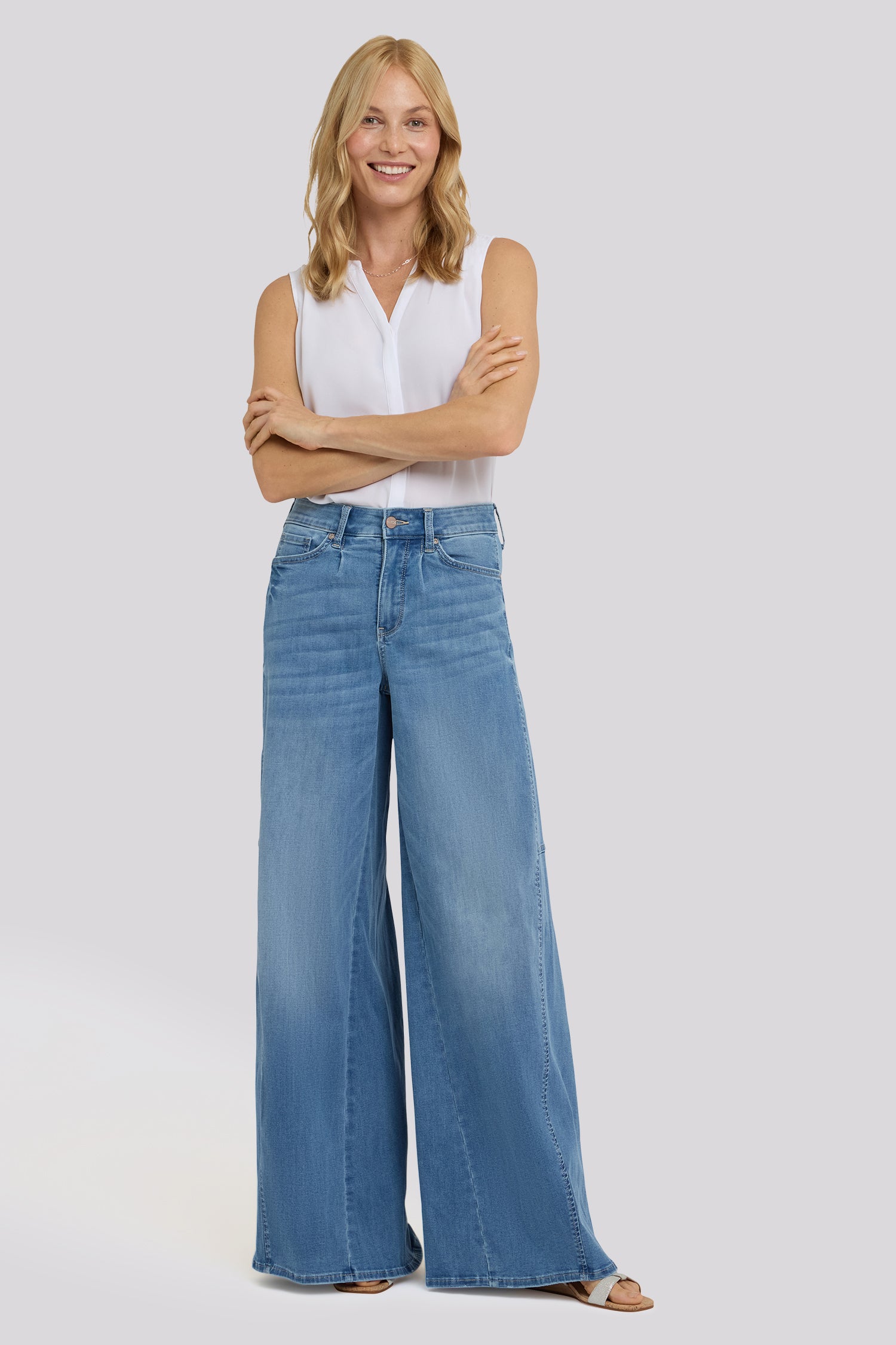 Nova Super Wide Leg Jeans In Cool Embrace® Denim With Side Gussets