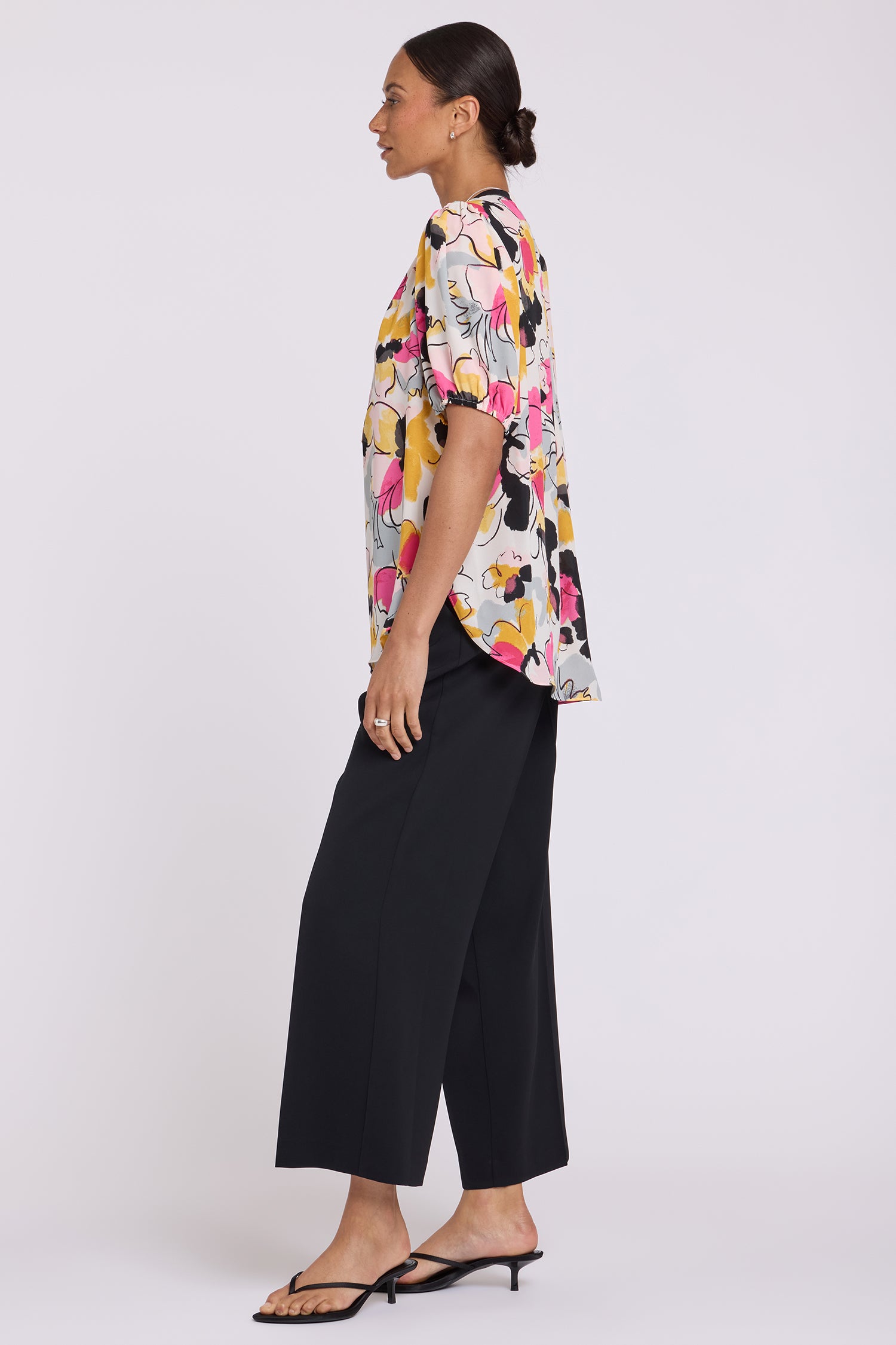 Short Puff Sleeved Popover Top - Floral Ballet Multi | NYDJ