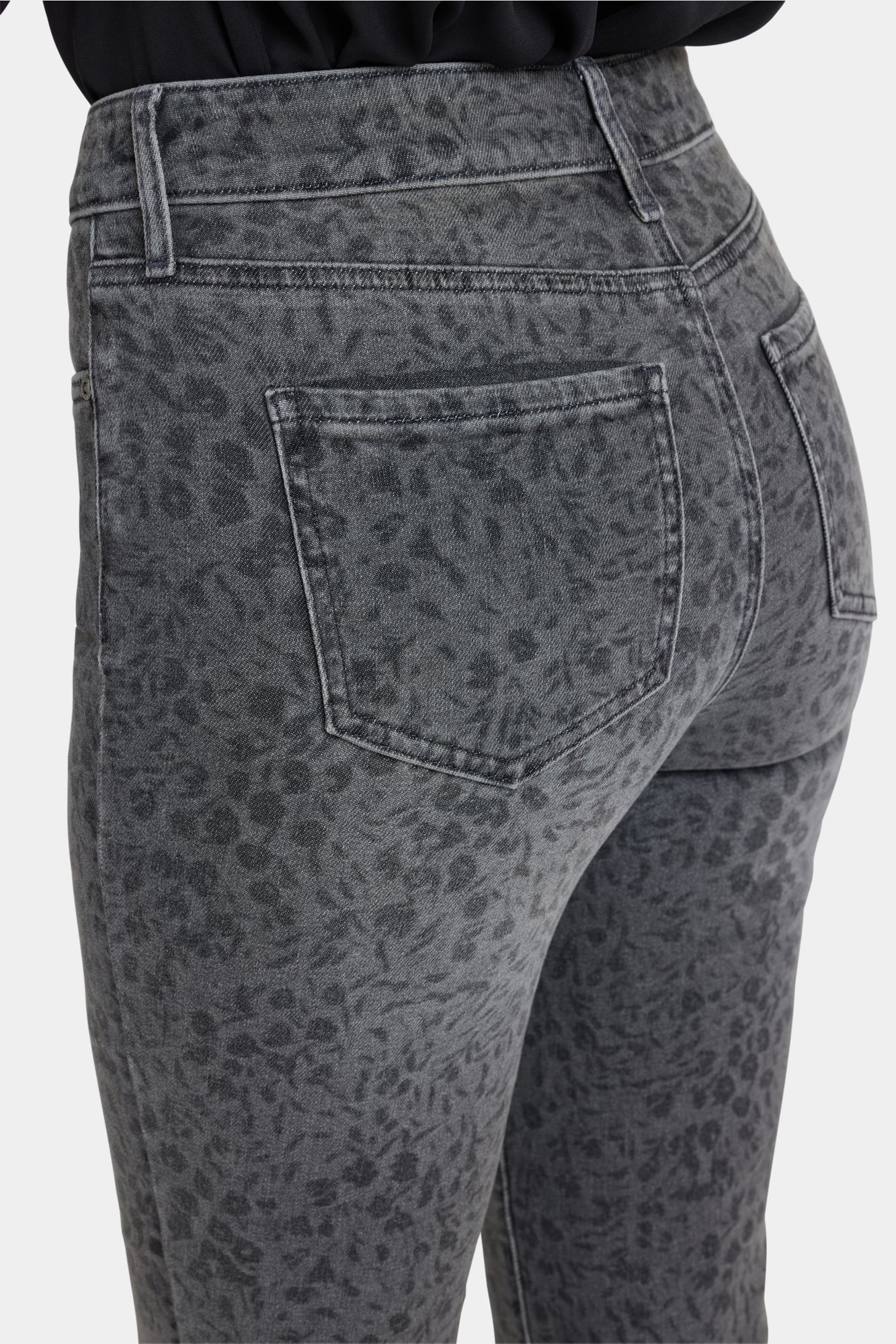 NYDJ Marilyn Straight Jeans With High Rise And 31