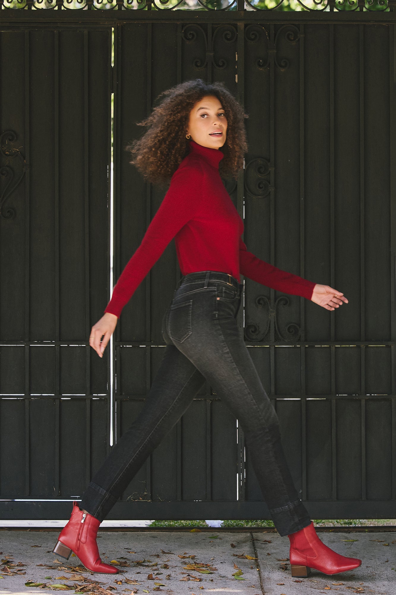 NYDJ Sheri Slim Jeans With Waistband Buckle Detail - Paris Lights