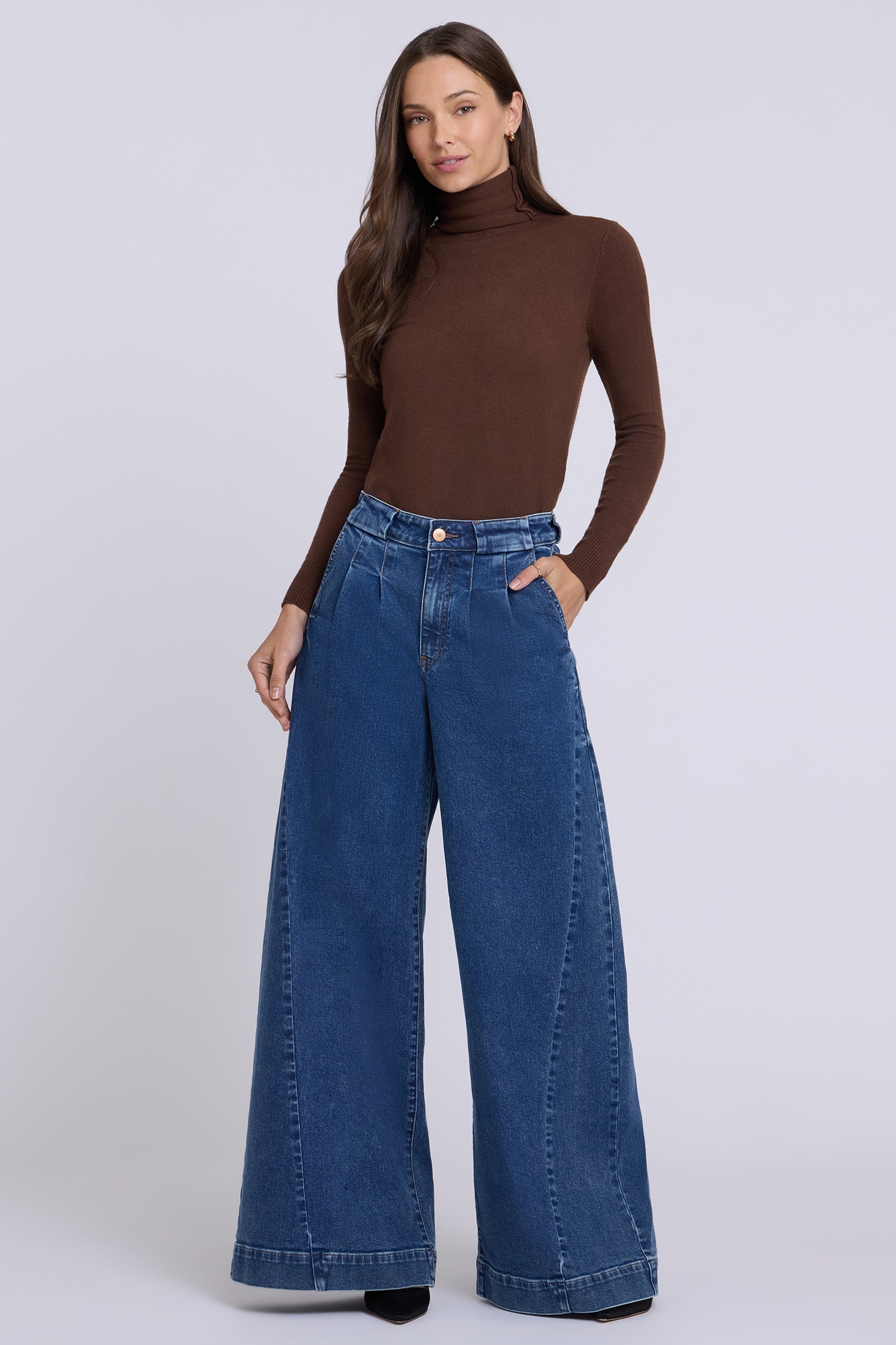 Nova Super Wide Leg Jeans With Pleats, Wide Belt Loops And Side