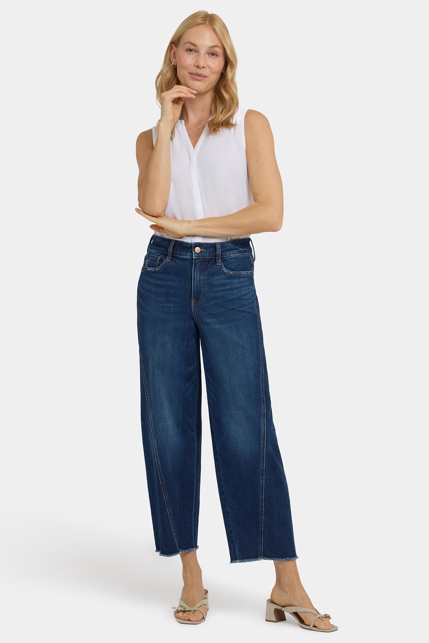 Alyssa Relaxed Crop Jeans With Side Panels And Frayed Hems