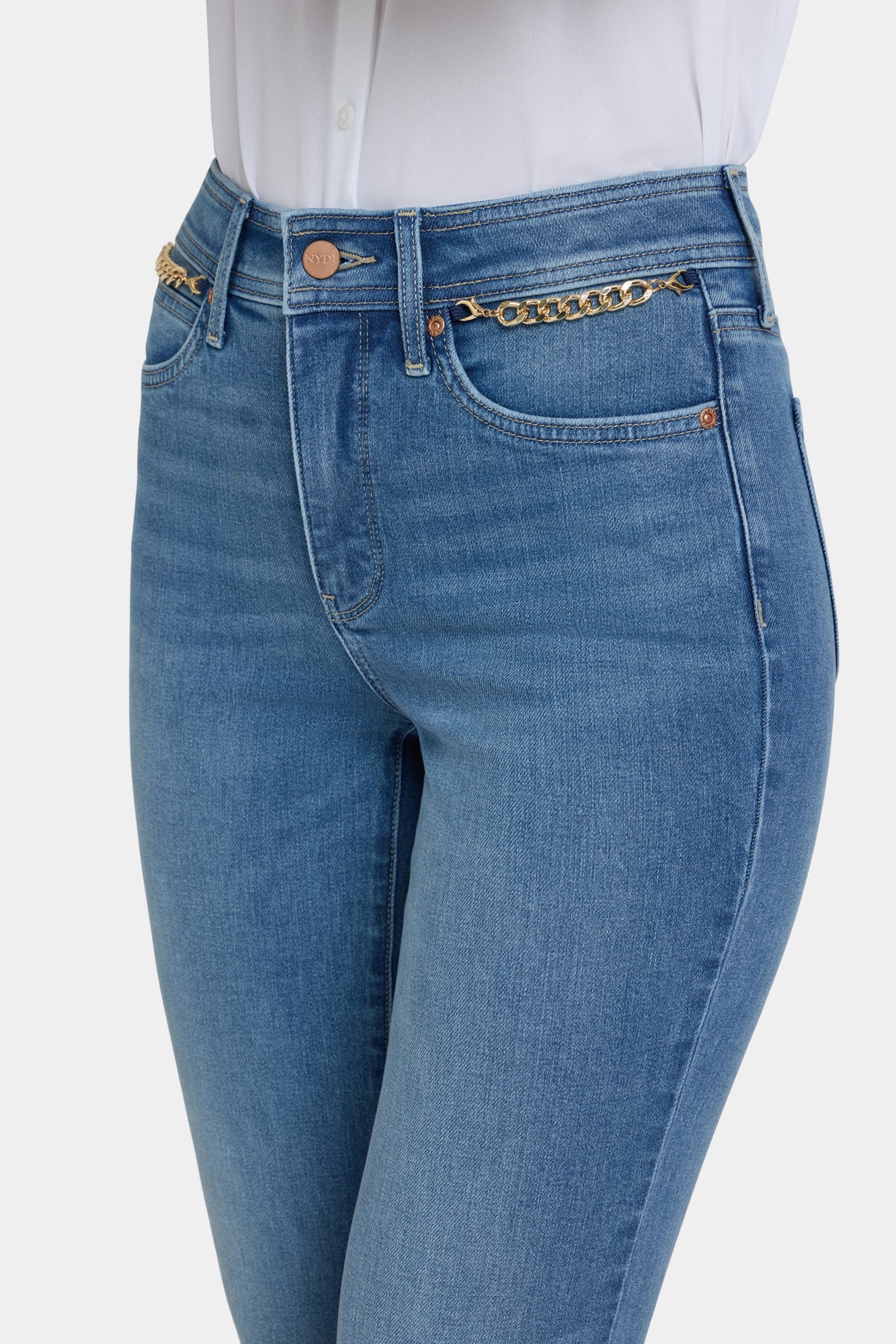 NYDJ Marilyn Straight Jeans With High Rise, Gold Chains And 31