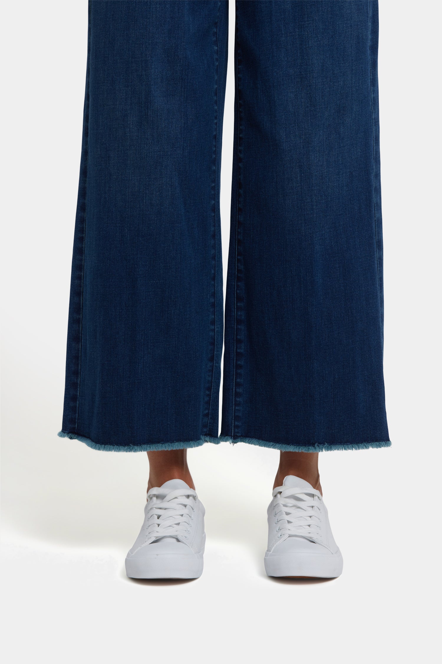 Teresa Wide Leg Ankle Jeans With Frayed Hems - Ibiza Blues