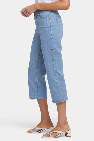 NYDJ Joni Relaxed Capri Jeans With High Rise - Villa Vista Stripe