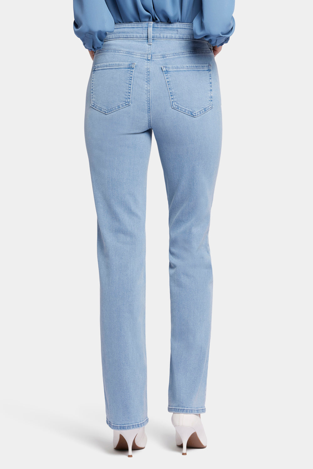 Levi's high waisted straight jeans in light wash blue