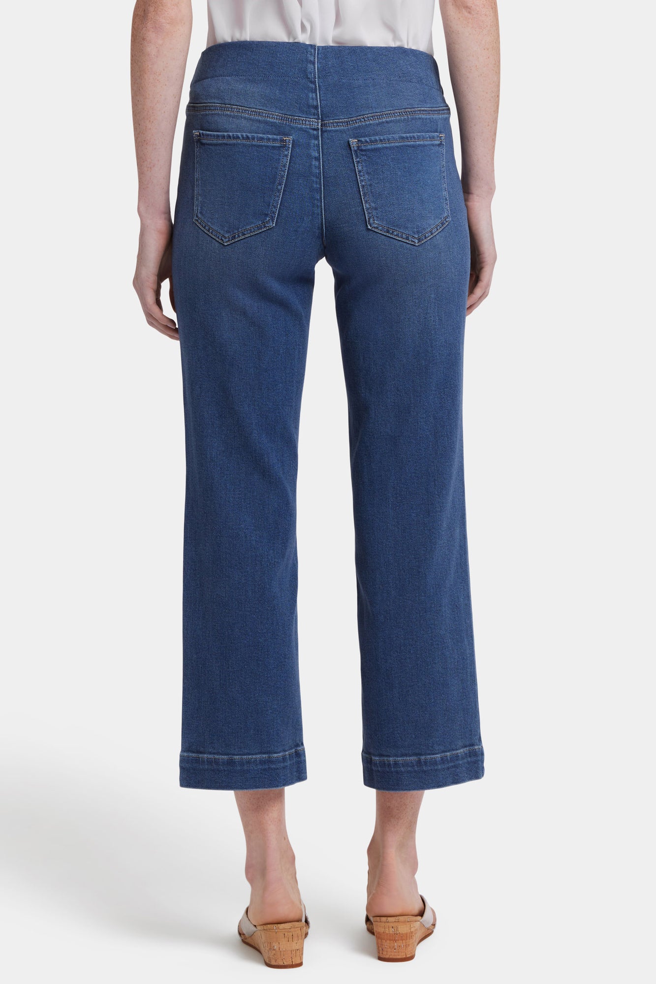 NYDJ Bailey Relaxed Straight Ankle Pull-On Jeans In Soft-Contour Denim™ - Valencia Surf