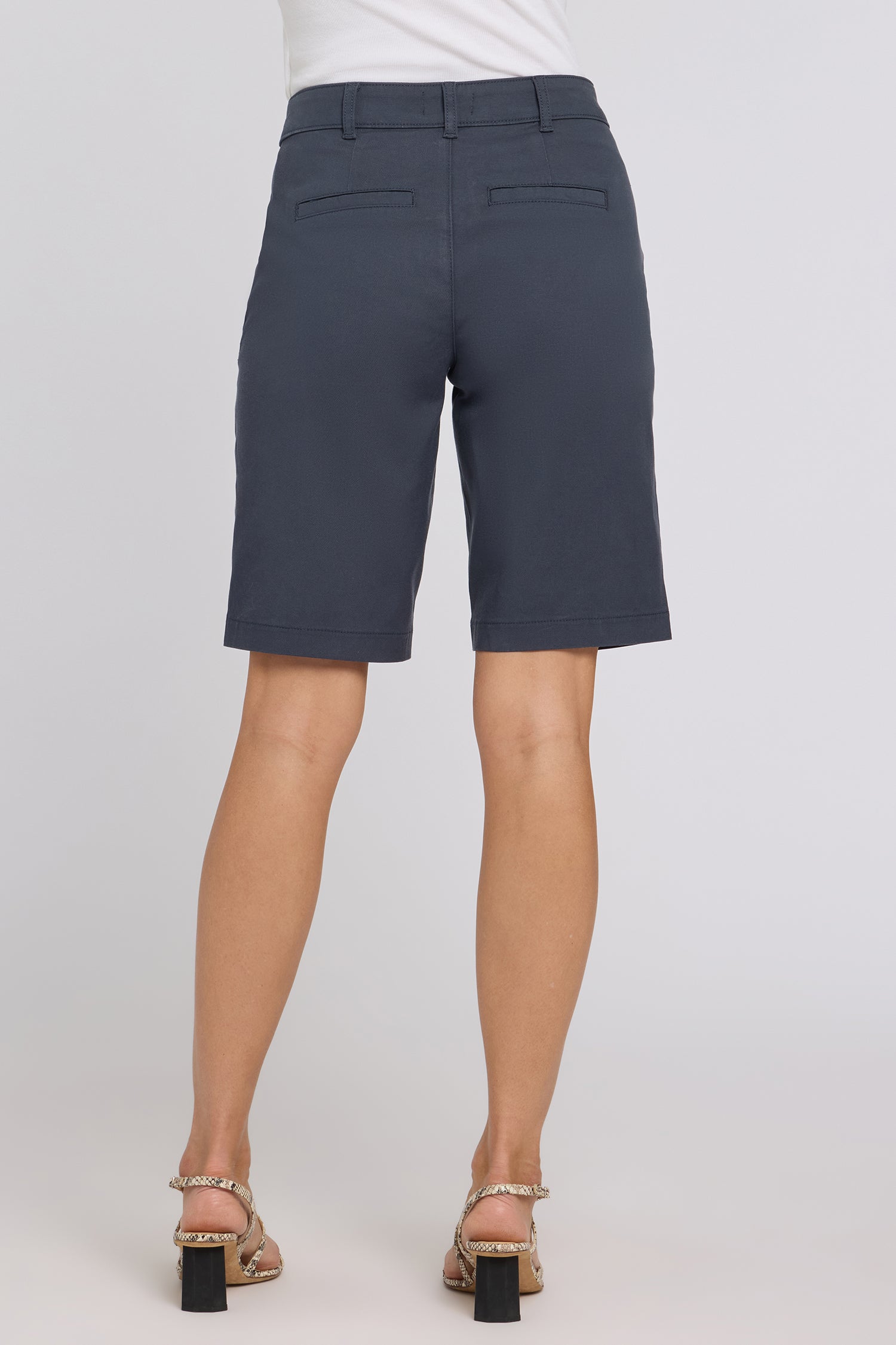 Bermuda Shorts In Stretch Twill - Oxford Navy Blue | NYDJ