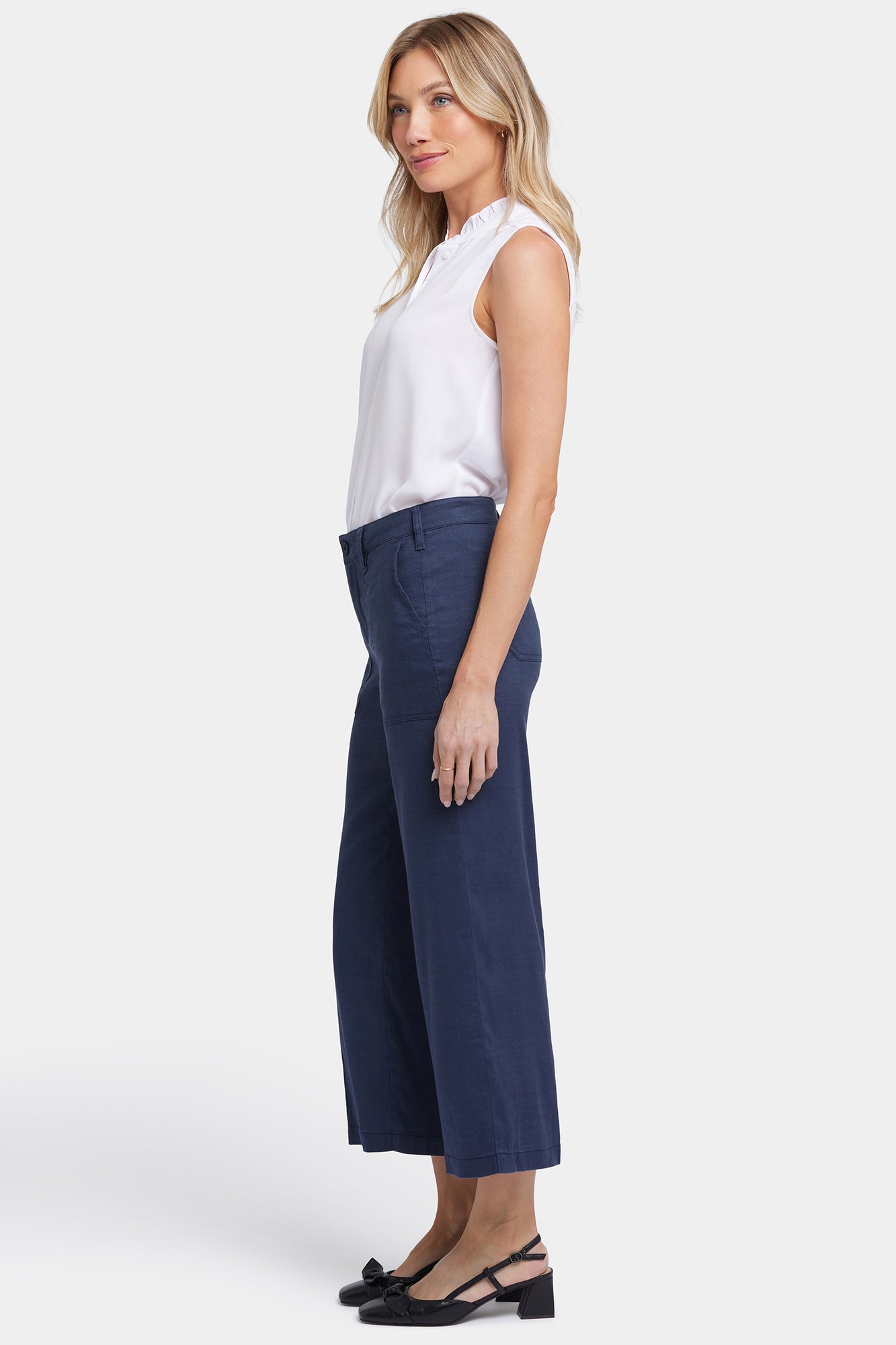 NYDJ Wide Leg Cargo Capri Pants In Petite In Stretch Linen - Oxford Navy