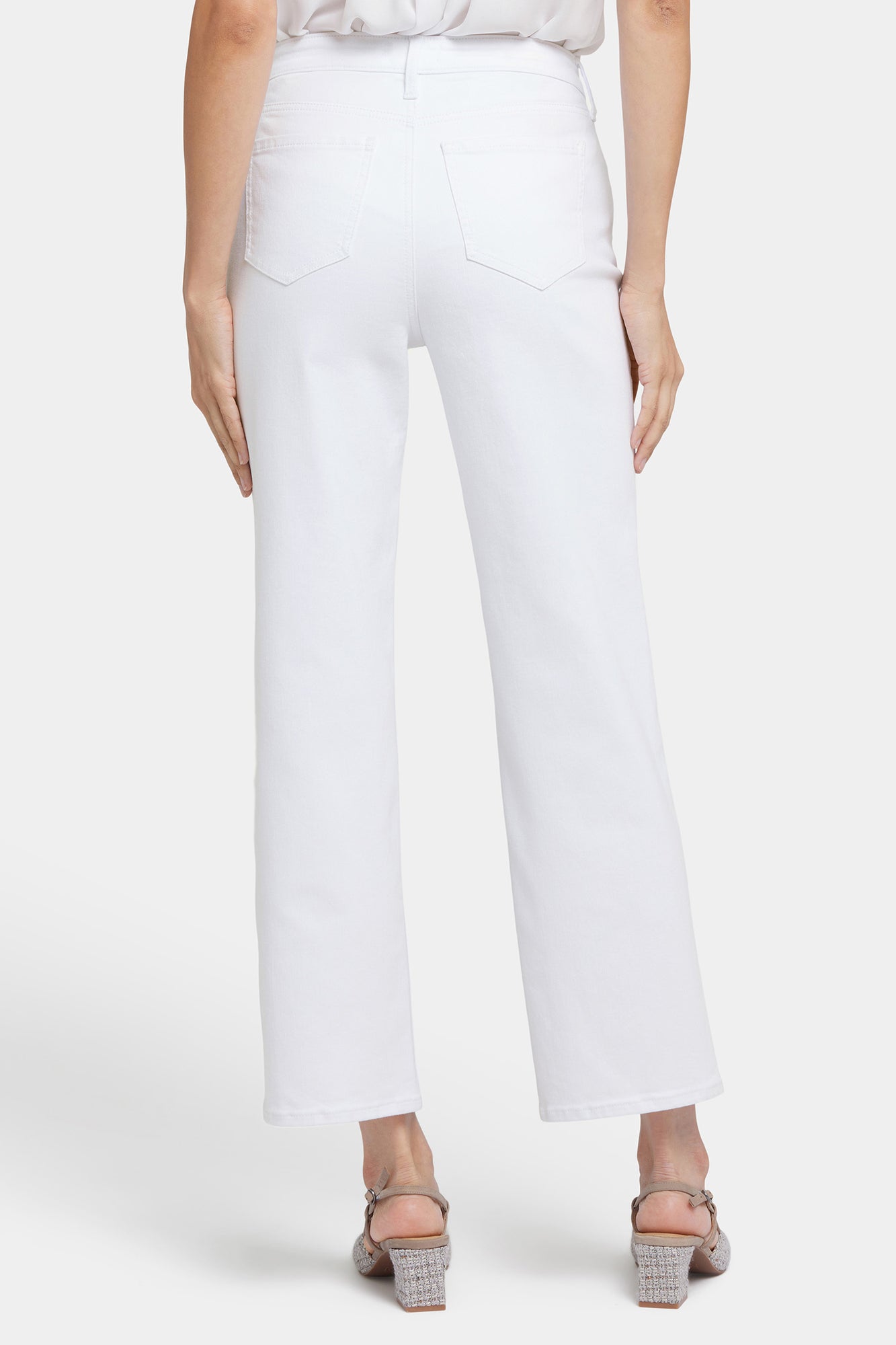 NYDJ Bailey Relaxed Straight Ankle Jeans In Petite In Cool Embrace® Denim With High Rise - Optic White