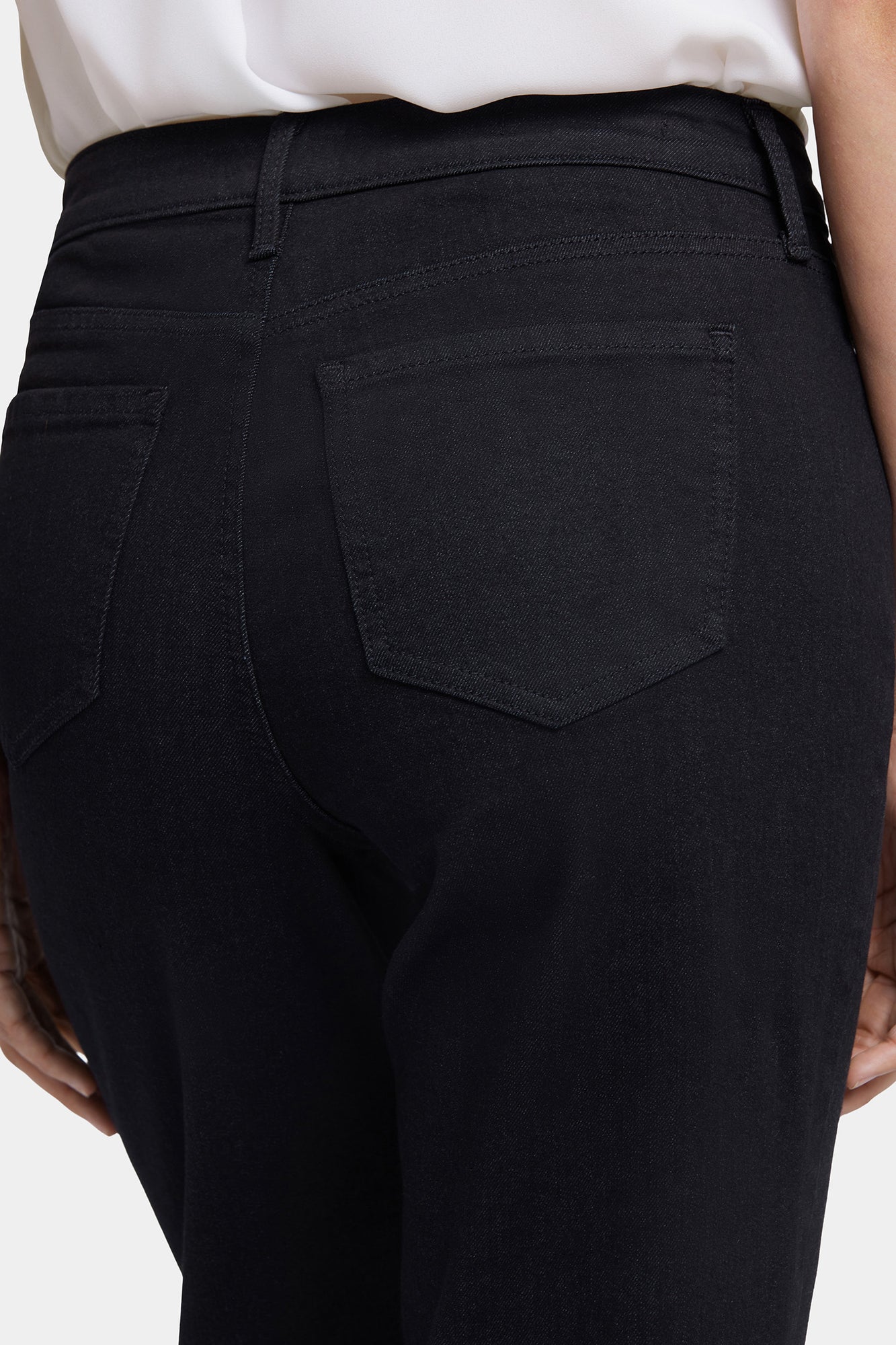 NYDJ Bailey Relaxed Straight Ankle Jeans In Petite In Cool Embrace® Denim With High Rise - Black