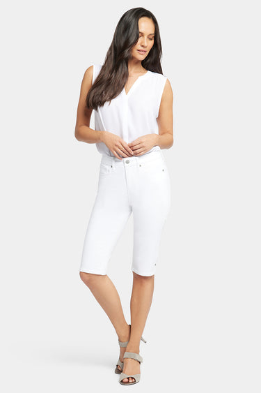 NYDJ Sophie Bike Capri Jeans In Petite With Riveted Side Slits - Optic White