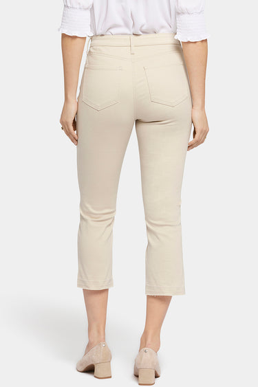 NYDJ Chloe Capri Jeans In Petite With High Rise And Released Hems - Feather