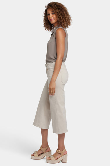 NYDJ Brigitte Wide Leg Capri Jeans In Petite With High Rise - Feather