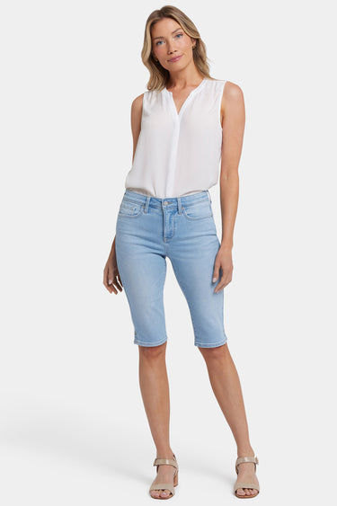 NYDJ Sophie Bike Capri Jeans In Petite With Riveted Side Slits - Canary Beach