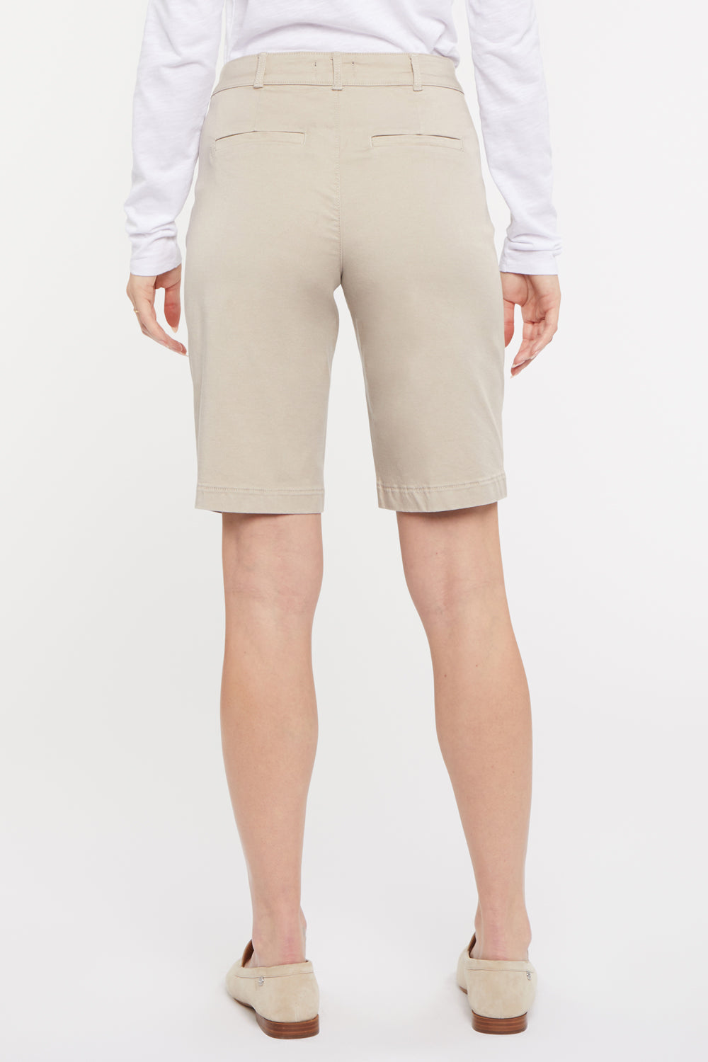 Bermuda Shorts In Petite In Stretch Twill - Feather Tan | NYDJ