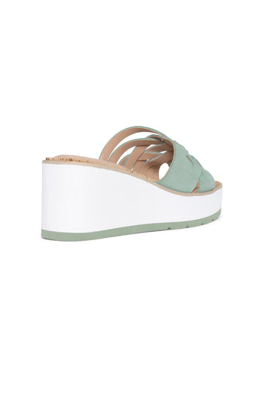 NYDJ Reesie Wedge Sandals In Tumbled Leather - Jade