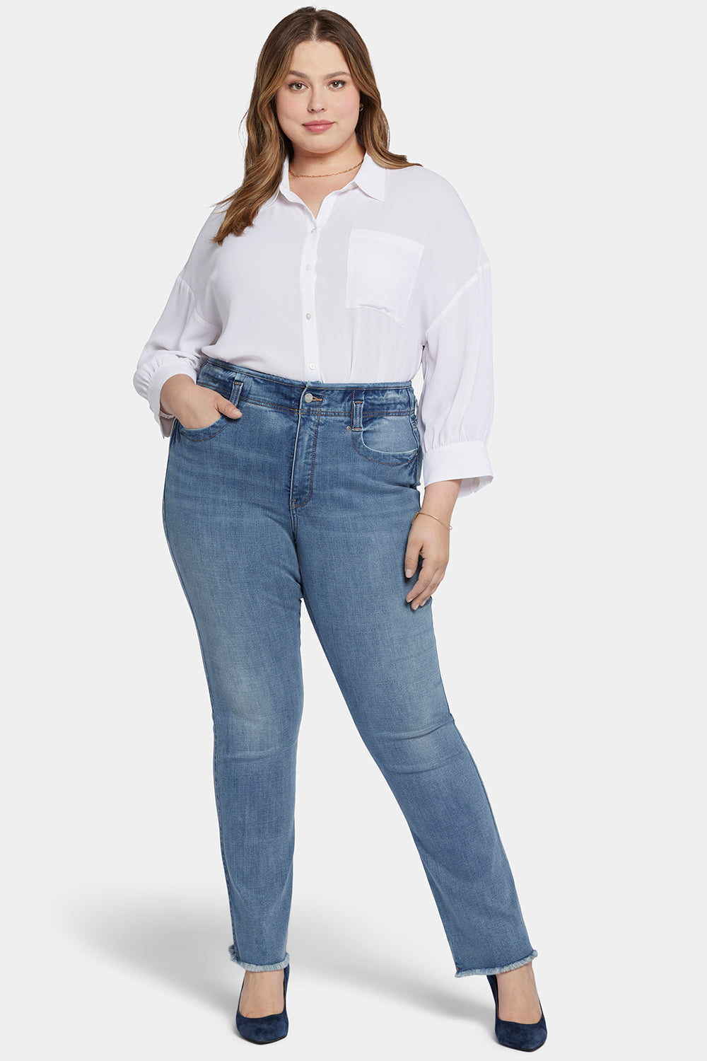 Marilyn Straight Jeans In Plus Size With High Rise And Frayed Hems