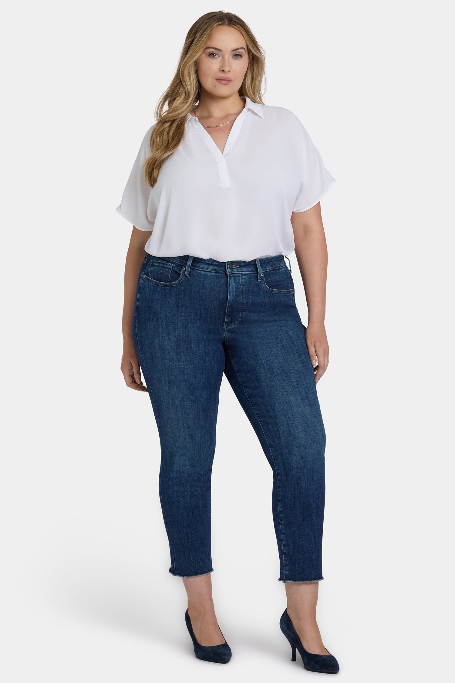 Sheri Slim Ankle Jeans In Plus Size With Frayed Hems - Louvre