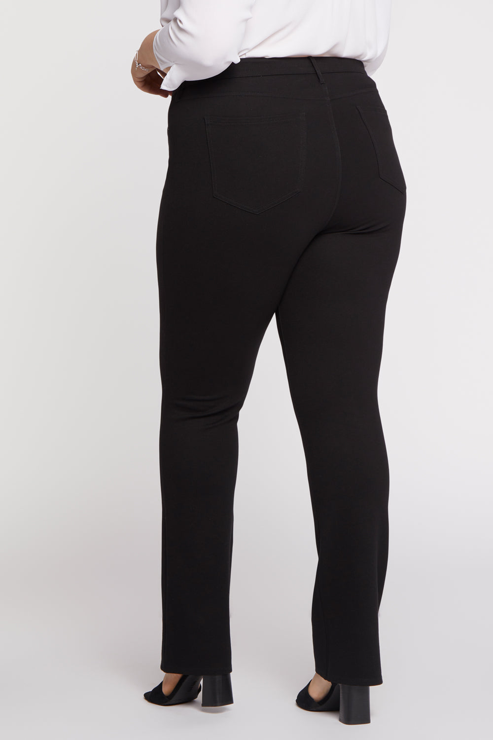 Marilyn Straight Pants In Plus Size Sculpt-Her™ Collection