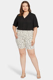 NYDJ Ella Denim Shorts In Plus Size With Side Slits - Ellensburg