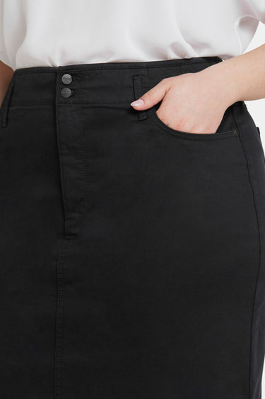 NYDJ High Waist Skirt In Plus Size - Black