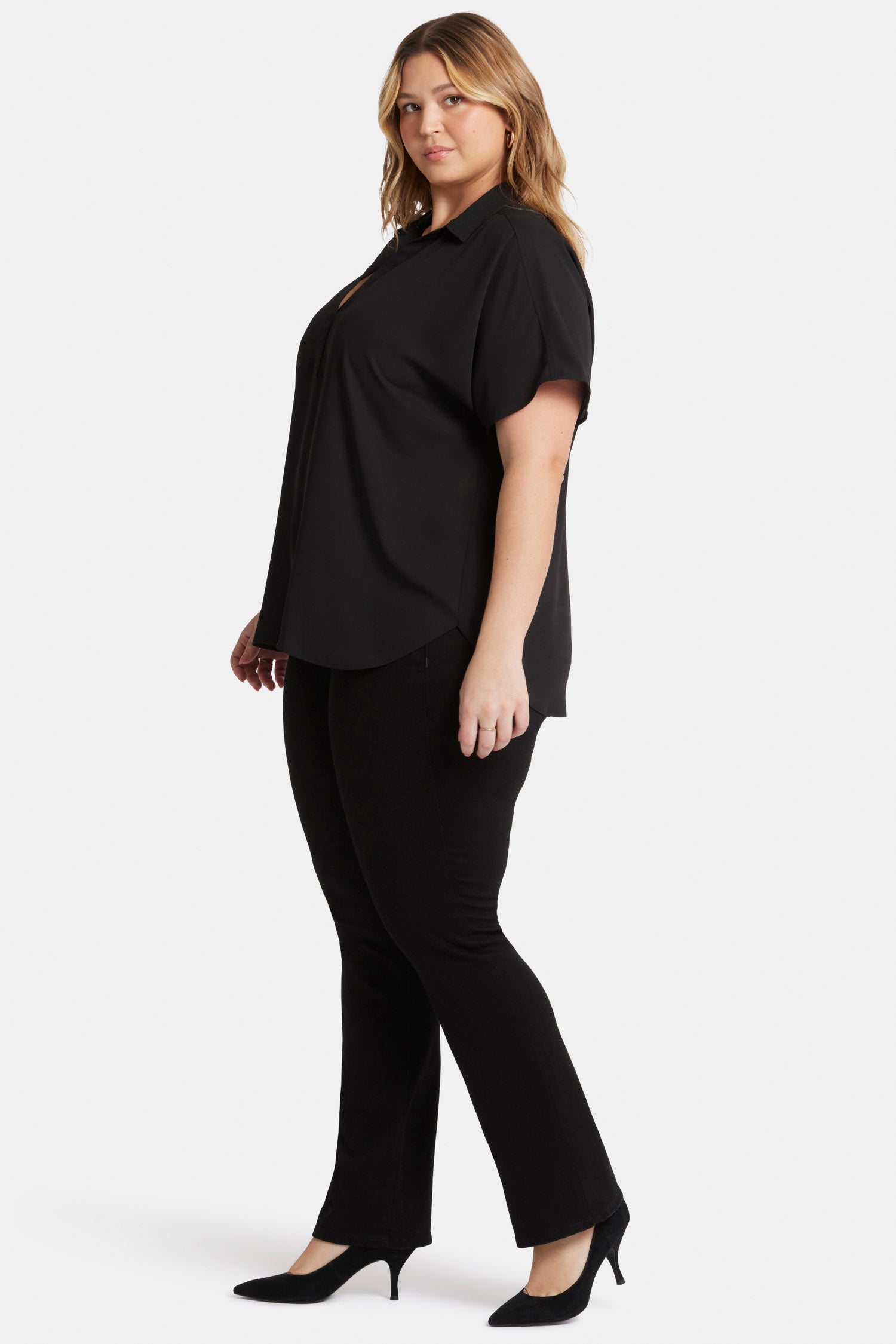 Becky Short Sleeved Blouse In Plus Size - Black