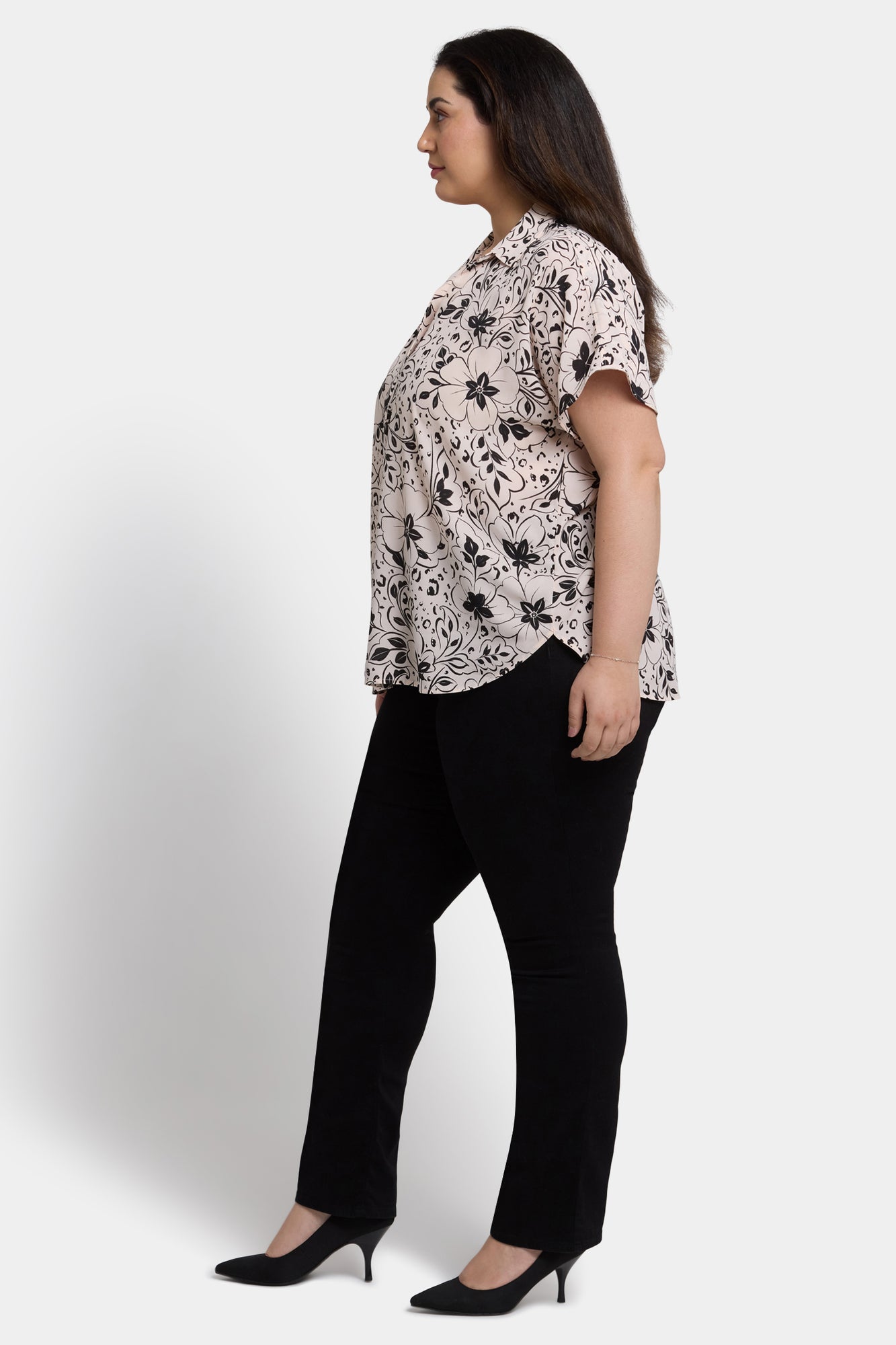 NYDJ Becky Short Sleeved Blouse In Plus Size - Luna Flores