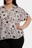 NYDJ Becky Short Sleeved Blouse In Plus Size - Luna Flores