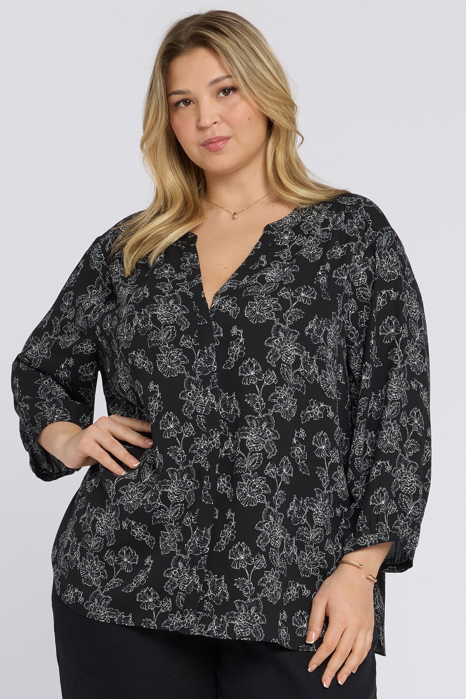 Pintuck Blouse In Plus Size - Floralesque Multi | NYDJ