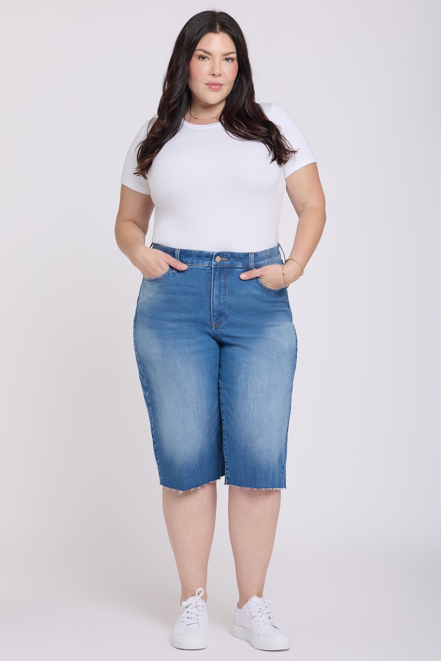 Kristie '80s Bermuda Denim Shorts In Plus Size With Pressed