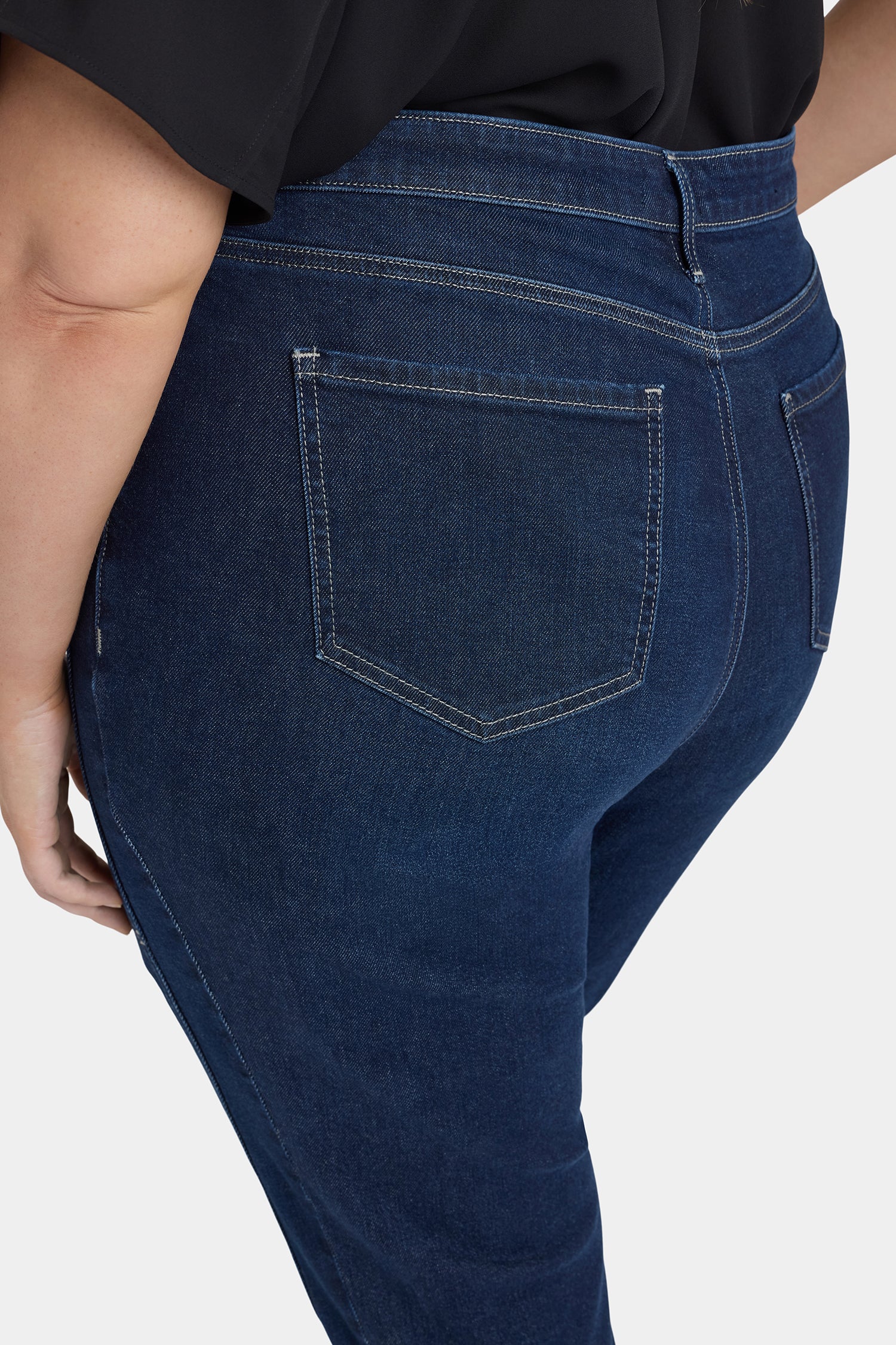 Margot Girlfriend Jeans In Plus Size With Front Seam Detail