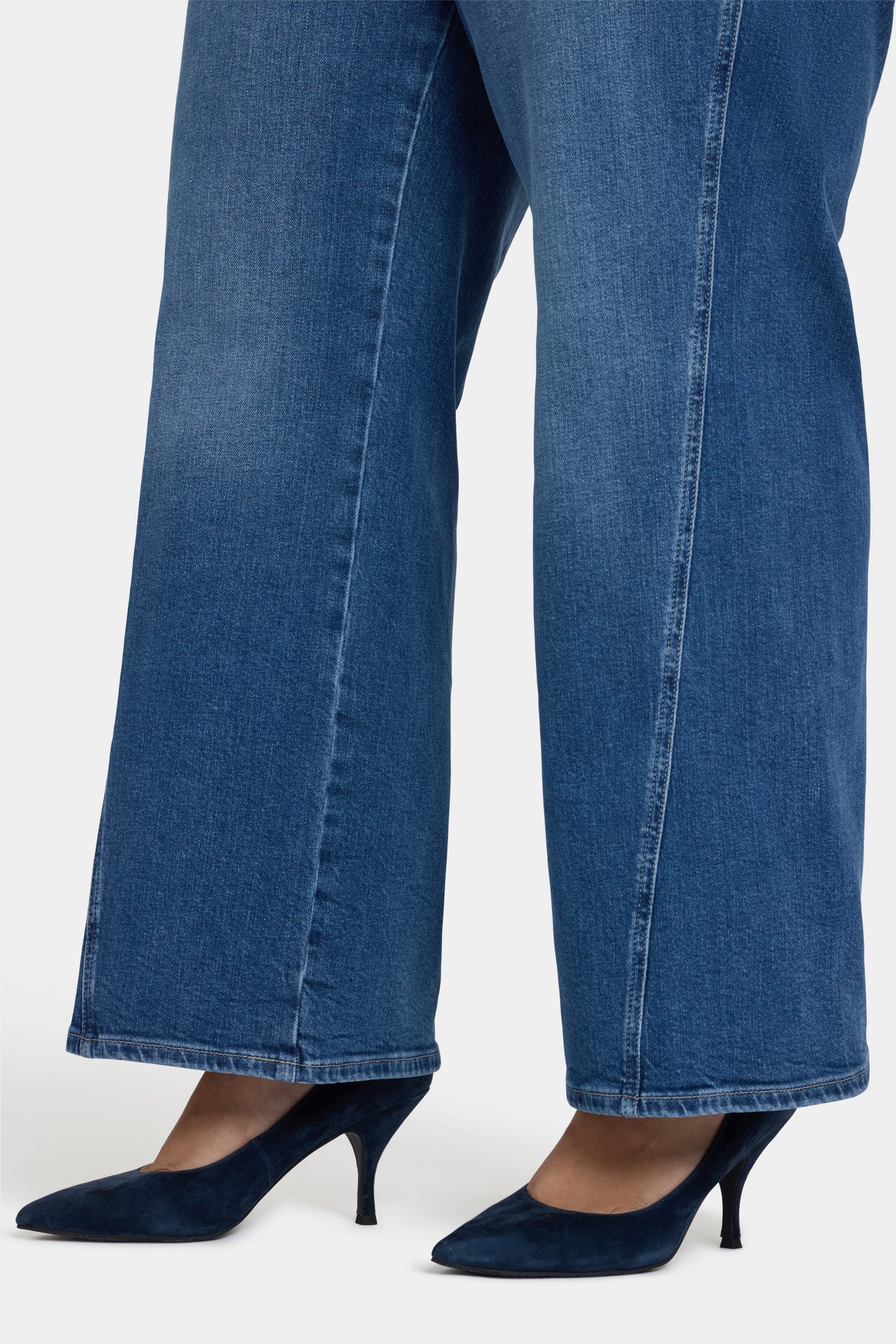 Teresa Wide Leg Jeans In Plus Size With Contoured Seams And 31