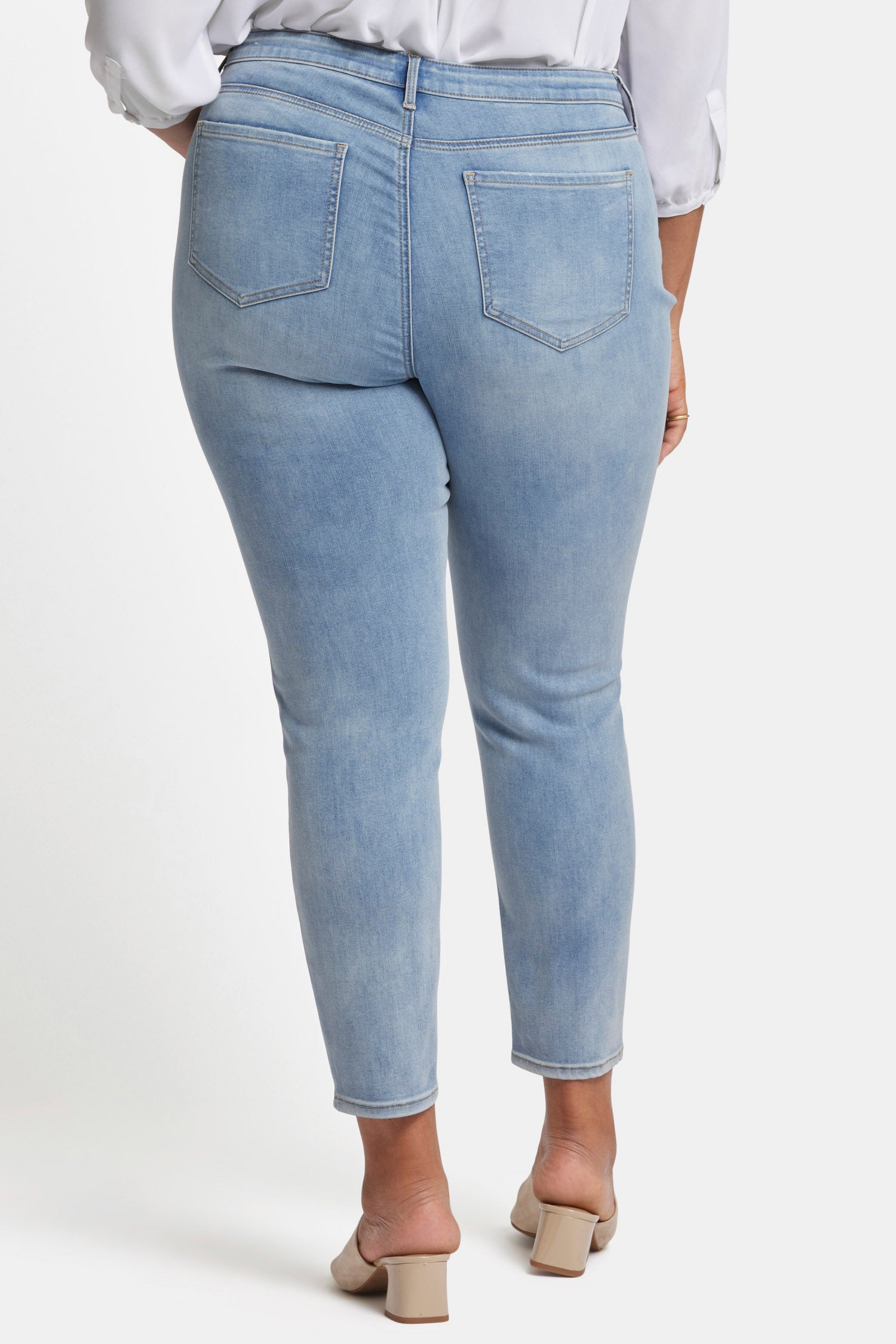 Curve Shaper™ Ami Skinny Jeans With High Rise And Side Slits