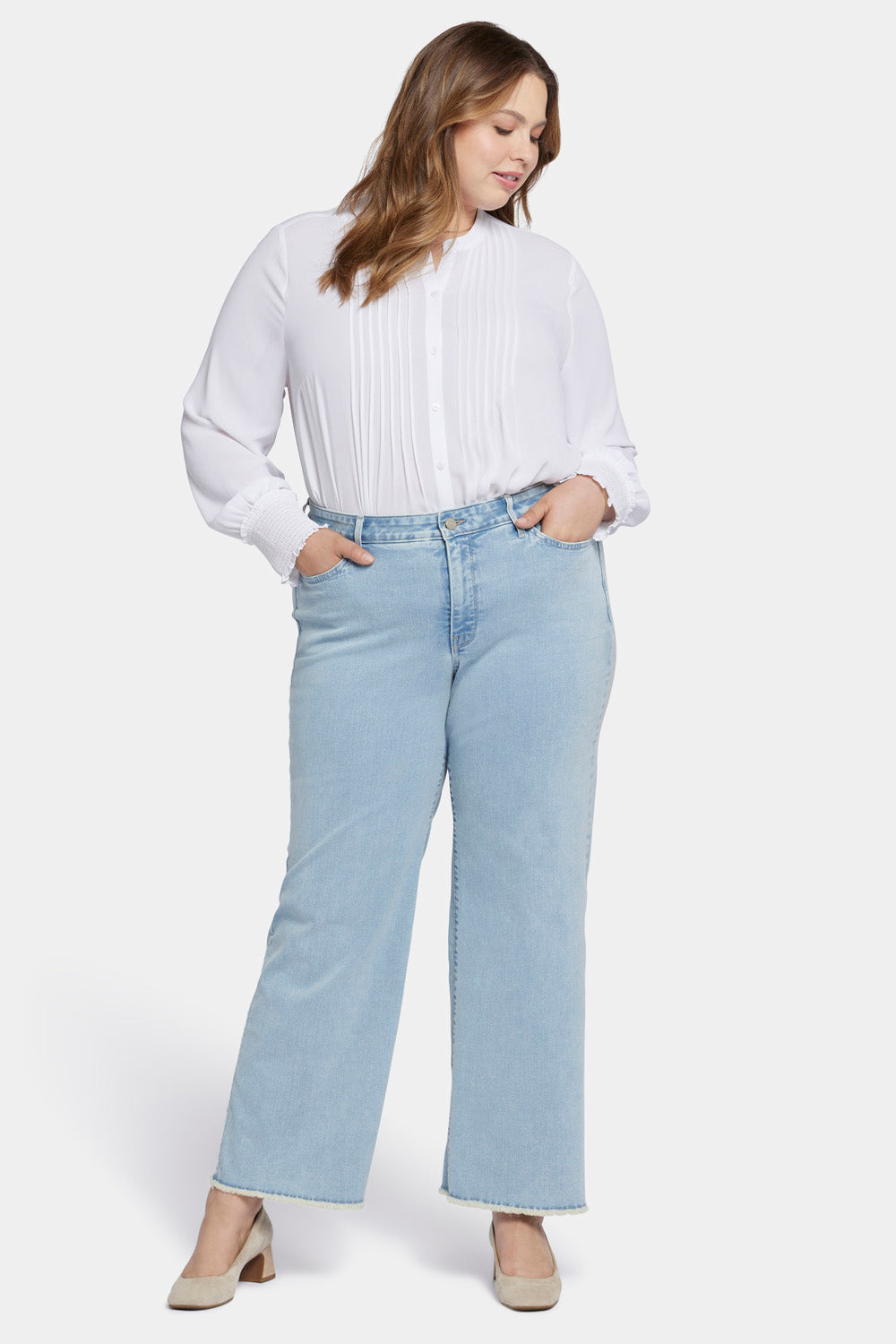Teresa Wide Leg Ankle Jeans In Plus Size With Frayed Hems 