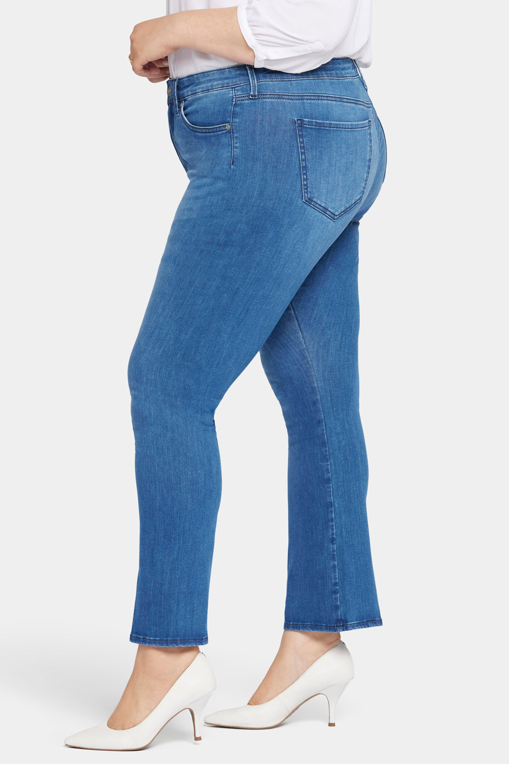Le Silhouette Slim Bootcut Jeans In Long Inseam Plus Size With High Rise -  Amour Blue | NYDJ