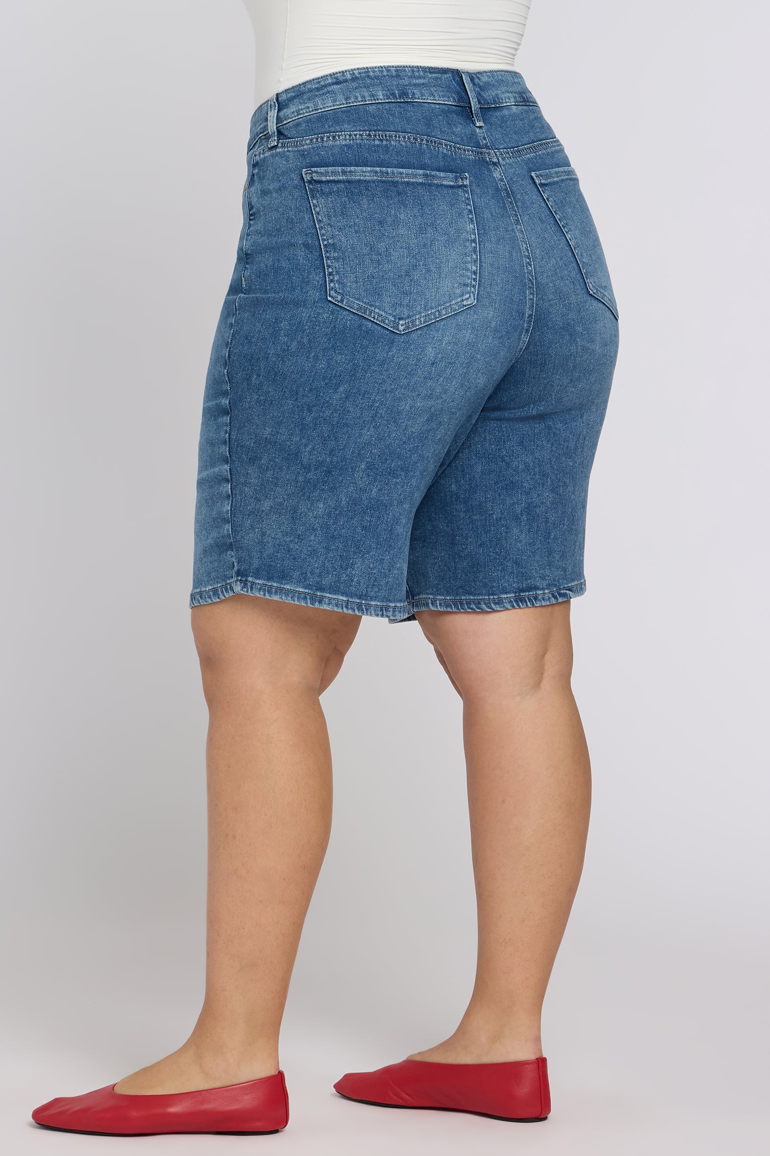 Lilly Denim Shorts In Plus Size In Re-New™ Denim - Breezy Palms