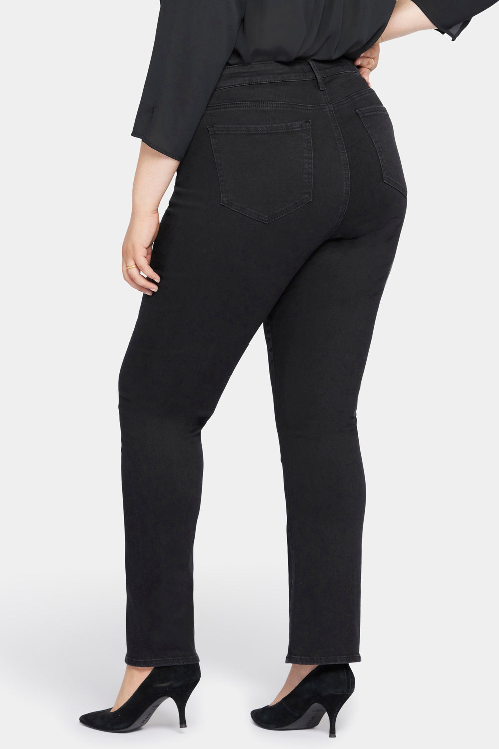 Le Silhouette Slim Bootcut Jeans In Plus Size With High Rise - Stellar Black