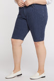 NYDJ Tailored Bermuda Shorts in Plus Size - Dark Enzyme