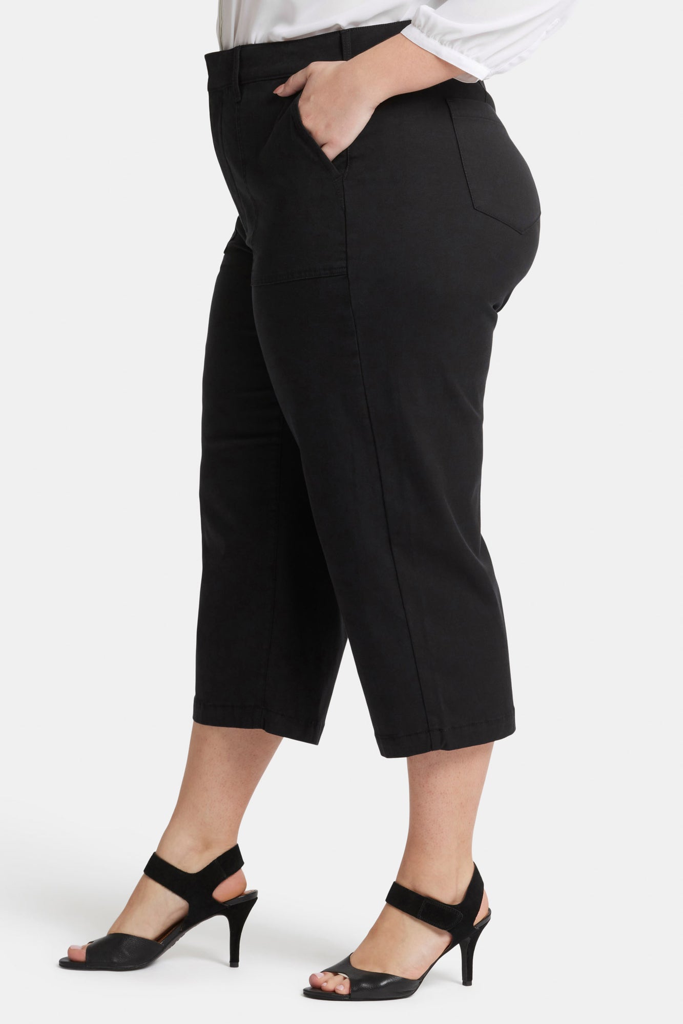 NYDJ Utility Pants In Plus Size In Stretch Twill With High Rise - Black
