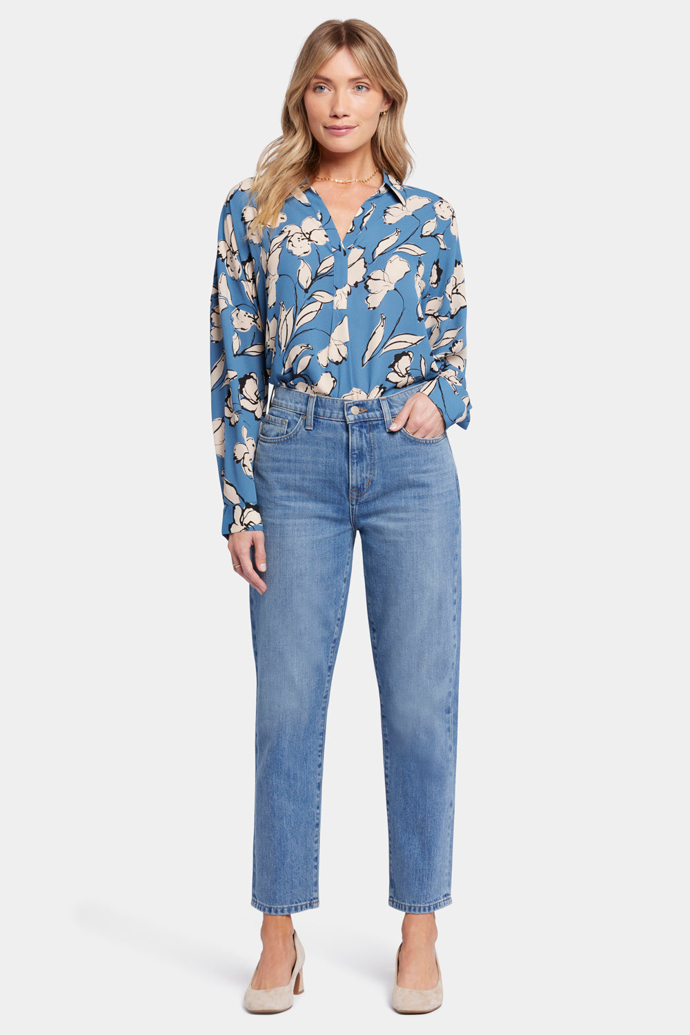 Charlotte Relaxed Jeans In Rigid Denim With Super High Rise