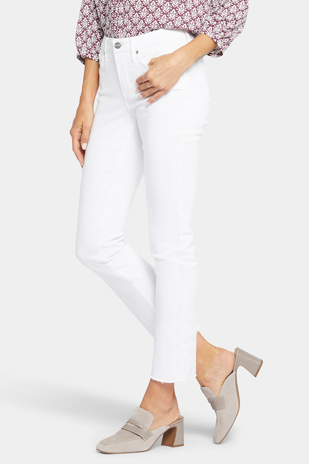 Sheri Slim Ankle Jeans In Petite With Frayed Hems - Optic