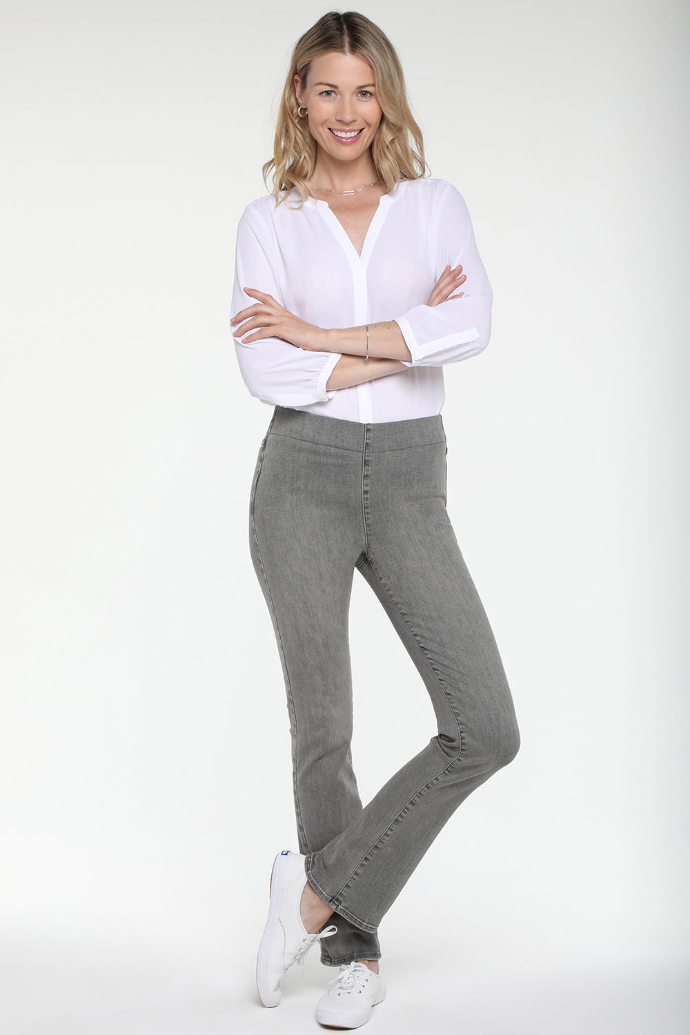 Slim Bootcut Pull-On Jeans In Petite In SpanSpring™ Denim - Clean Barnet