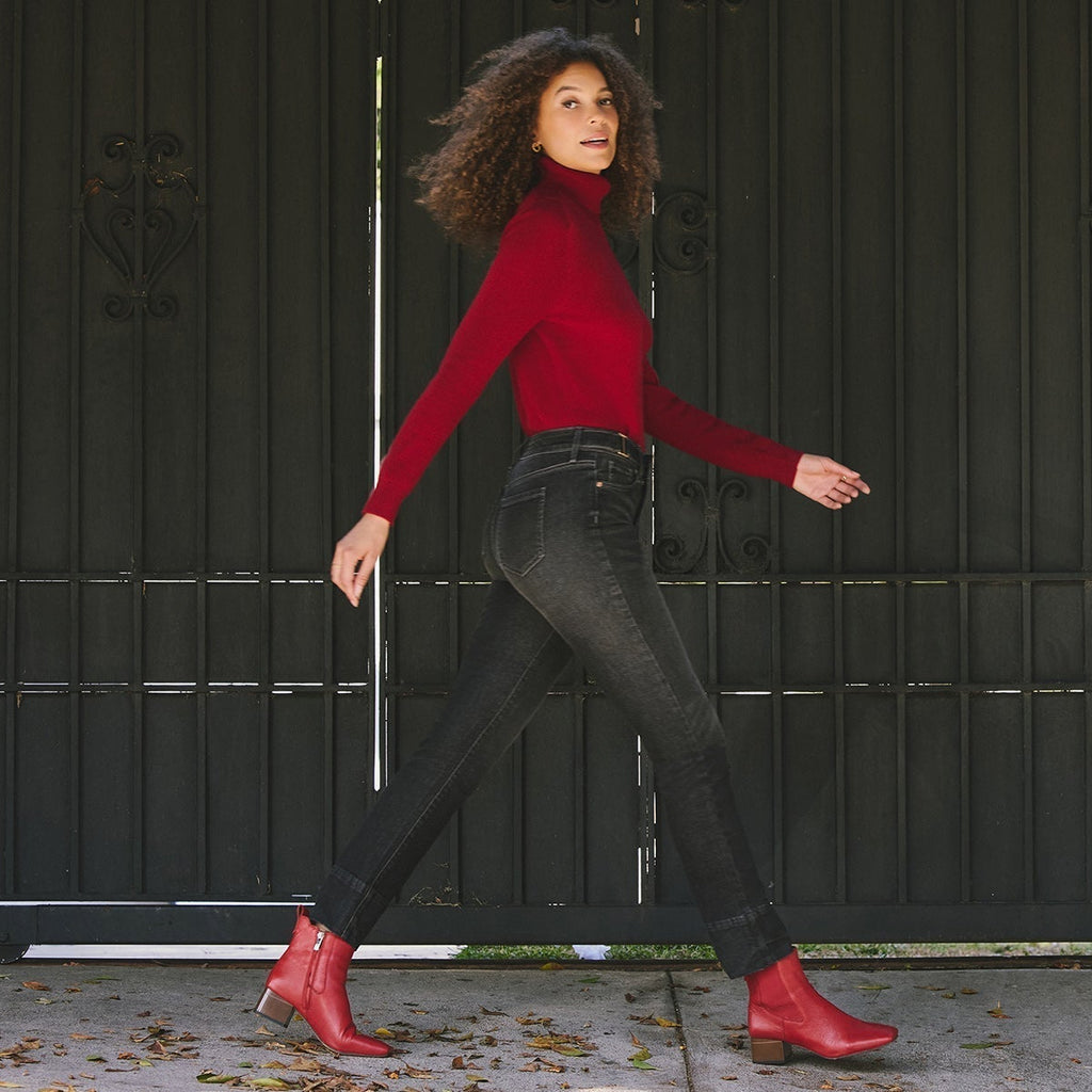 What Shoes to Wear with Every Style of Jeans