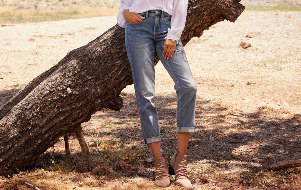 What Are Boyfriend Jeans?