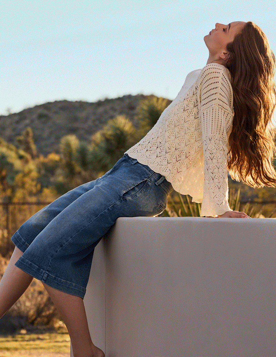 Click here to shop an extra 40% off sale styles.