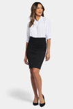 NYDJ 5 Pocket Pull-On Skirt In Ponte Knit - Black